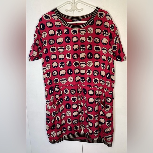 Anna Sui silk, lined dress, with drawstring waist, red with cream/black/silver. - Picture 5 of 15